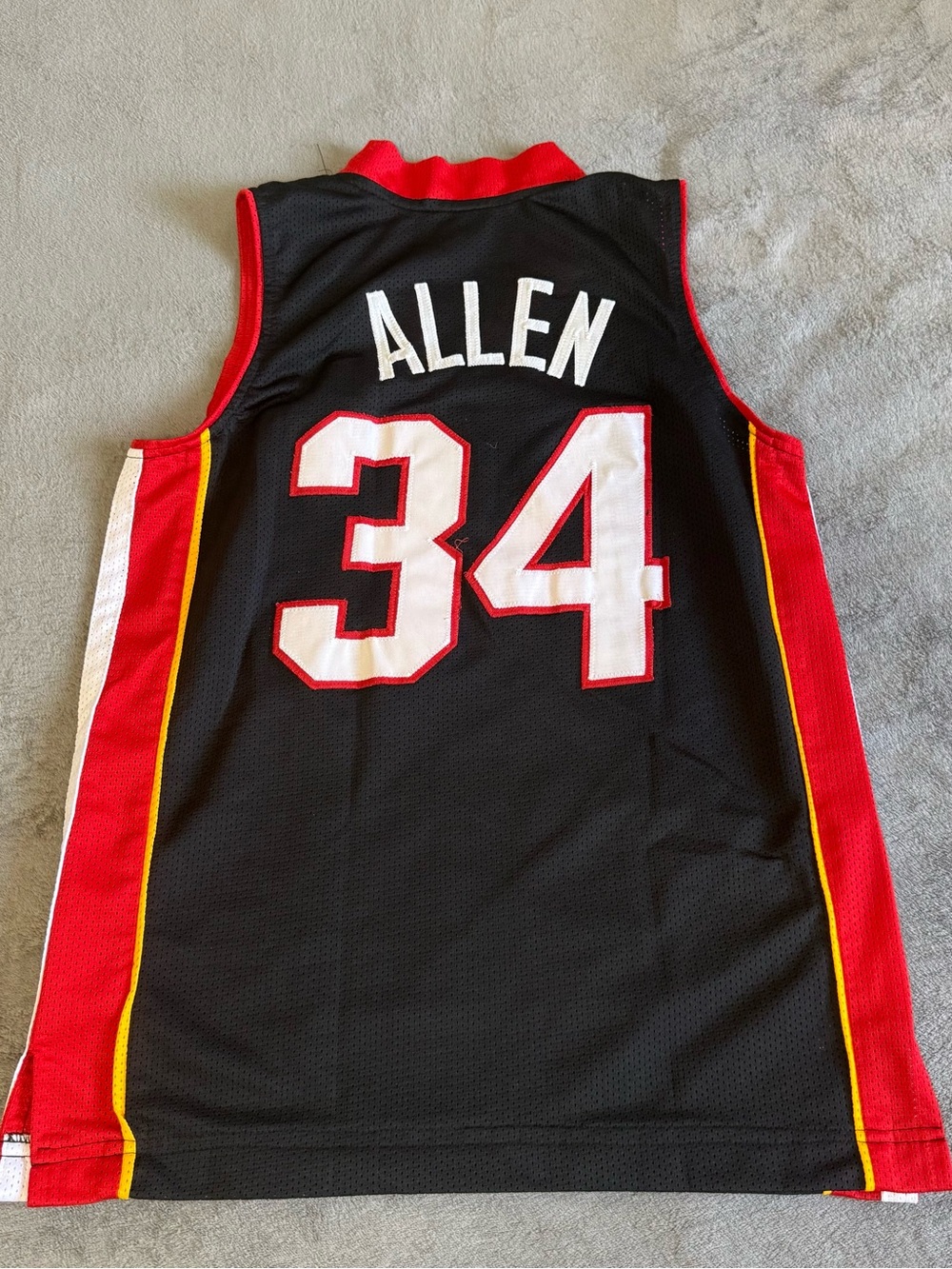 basketball jersey miami heat ray allen size mens small
